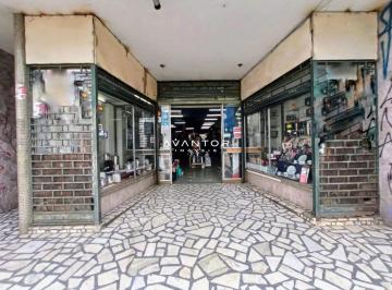 Comercial · 560m² · 5 Quartos · Loja Comercial Ampla No Centro de Santa Maria De 560 m² com Subsolo, Escritório