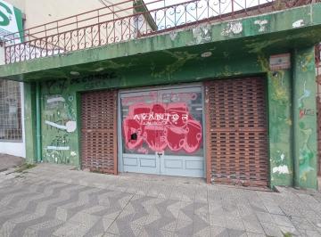 Comercial · 35m² · 1 Quarto · Sala Comercial com Banheiro no Centro da Cidade.