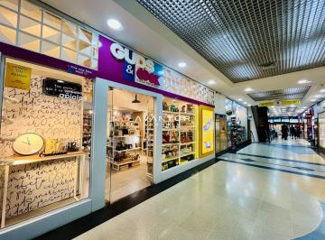 Comercial · 75m² · 1 Quarto · loja, shopping, sala, centro