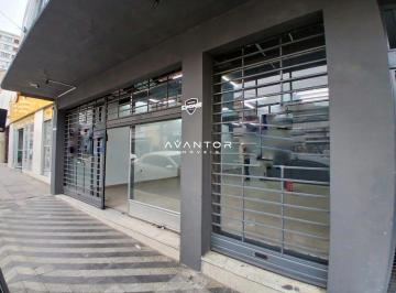 Comercial · 400m² · 3 Quartos · Loja Comercial No Centro De 400 m², Composta Por 3 Amplas Salas, Escritório e 2