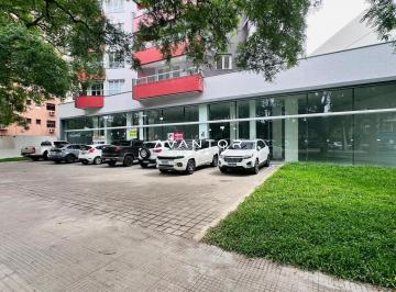 Comercial · 592m² · 1 Quarto · 8 Vagas · Ampla loja comercial com 591m² privativos e mais de 30m de vitrine para uma das