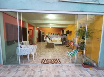 Casa · 113m² · 2 Quartos · 1 Vaga · Casa para venda com dois dormitórios com excelente localização