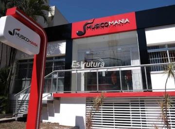 Comercial · 510m² · 10 Quartos · 2 Vagas · Casa comercial com 10 salas comerciais e com localização privilegiada no centro