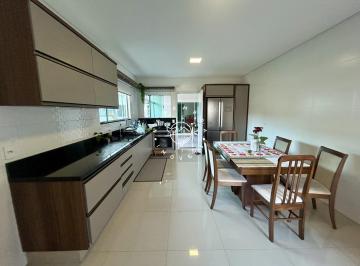 Casa · 145m² · 5 Quartos · 5 Vagas · Casa à venda - na Fazenda Santo Antônio