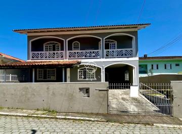 Casa · 280m² · 5 Quartos · 2 Vagas · Casa à venda em Fazenda Santo Antônio / São José/SC – 5 quartos