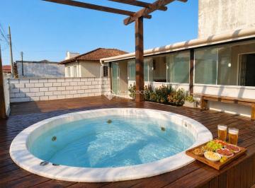 Casa · 100m² · 2 Quartos · 2 Vagas · Casa com Jacuzzi à venda na Pinheira, Palhoça/SC
