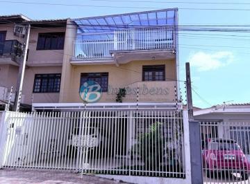 Casa · 134m² · 3 Quartos · 2 Vagas ·  Triplex 134,00 m² área útil no Cajuru: Espaço