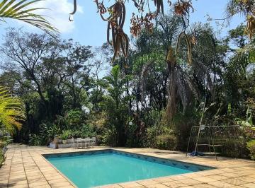 Casa de 5 quartos, Esmeraldas · Casa à venda no COndomínio Nossa Fazenda em Esmeraldas-MG