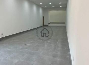 Comercial · 360m² · 25 Vagas · Loja para alugar na Estrada da Boiada em Vinhedo.