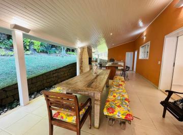 Casa Venda de 4 quartos · Linda Casa Espaçosa em Condomínio Bem Localizado – Angra dos Reis