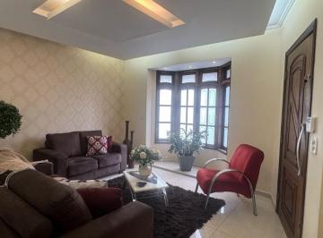 416298ab-2872-4c3f-bc84-e4d4539ff12b · Deslumbrante sobrado para venda em Vila Curuçá com 3 quartos, sendo 1 suíte, 412m²