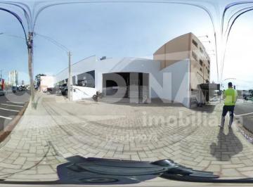 Comercial · 400m² · 4 Vagas · Barrão novo - Excelente localização - Estacionamento com 4 vagas
