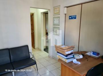 Comercial · 150m² · 2 Vagas · Casa Comercial disponível para locação
