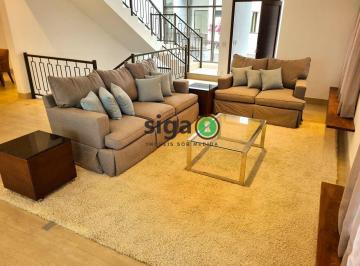 Casa · 337m² · 4 Quartos · 4 Vagas · Casa em Condomínio a venda com 4 Quartos no Alto da Boa Vista.