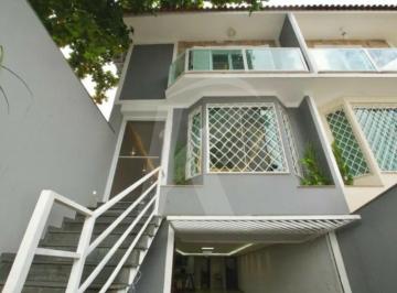 Casa · 200m² · 3 Quartos · 6 Vagas · Sobrado à Venda com 200m², 3 Quartos e 6 Vagas ? Casa Verde