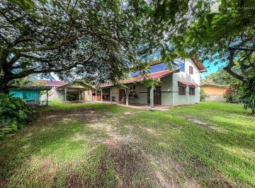 Casa · 142m² · 7 Quartos · 3 Vagas · Sobrado à Venda 7 dormitórios 1 suítes Terreno 708m² Itapema do Norte, Itapoá SC
