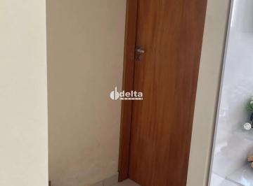 Casa · 75m² · 2 Quartos · 1 Vaga · Casa disponível para venda no bairro Vigilato Pereira em Uberlândia-MG