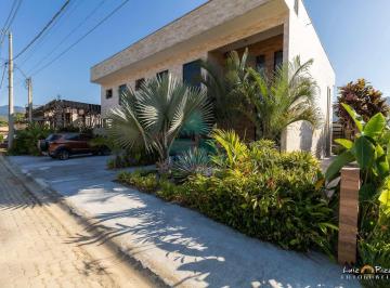Casa · 360m² · 4 Quartos · 4 Vagas · Casa com 4 quartos, Jardim Carolina, Ubatuba - R$ 2.15 mi, Cod: 2708