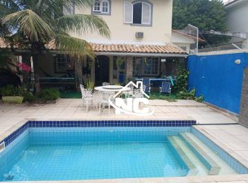 5d8cbd4e43bd398afed668e9e81e1a48727edc67 · Casa com 5 quartos à venda, 272 m² por R$ 1.600.000 - Piratininga - Niterói/RJ