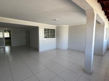 a235dbdcadded2455e2a3c8aed1ca56f46611fa2 · Casa de 209 m² com 3 dormitórios à venda, por R$ 390.000 - Vila Lucy - Goiânia