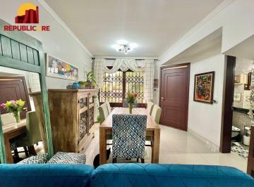 Casa · 163m² · 3 Quartos · 2 Vagas · Casa à Venda em Sarandi - 3 Dormitórios, 1 Suíte, 2 vagas