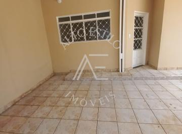 Casa · 178m² · 3 Quartos · 4 Vagas · Casa com 3 dormitórios 1 Suíte no Parque das Andorinhas