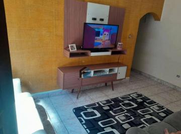 d6cf4ebfc73911e37e9362a52adf2ca784dee60d · Espaçoso Sobrado no Jardim Telles de Menezes: Conforto e Elegância em Cada Detalhe!