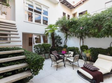 Casa · 155m² · 2 Quartos · 2 Vagas · Sobrado para venda com 2 quartos, sendo 1 suíte, 155m²
