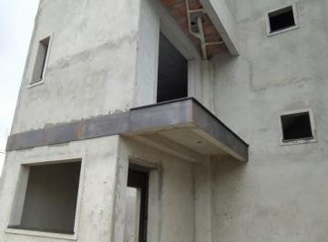 202506101236343819.jpg · Sobrado, Apartamento, Fazendinha, Campo Comprido, CIC