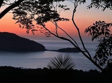 Casa · 180m² · 4 Quartos · 3 Vagas · Casa à venda 4 Quartos, 3 Vagas, 1200M², Prumirim, Ubatuba - SP