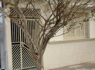 Casa · 122m² · 3 Quartos · Casa com 3 Dormitórios no Jardim Boa Vista – Região Central