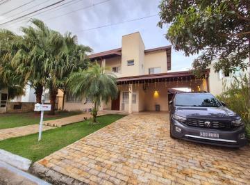 Casa · 323m² · 4 Quartos · 4 Vagas · Luxuosa Casa com Piscina, Área Gourmet e Conexão com a Natureza no Condomínio Real Ville - 435 m² de