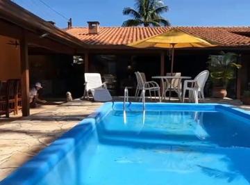 Casa · 460m² · 4 Quartos · 6 Vagas · Exclusiva Casa Térrea com Piscina e Anexo a Passos do Mar