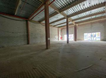 Comercial · 293m² · 4 Vagas · Comercial para Locação 4 Vagas, 293M², Centro, Pindamonhangaba - SP