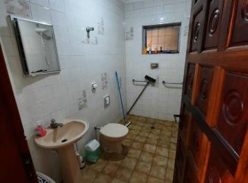 Comercial · 245m² · 3 Quartos · 1 Vaga · Comercial à venda 3 Quartos, 1 Suite, 1 Vaga, 245M², Vila Rica, Pindamonhangaba - SP