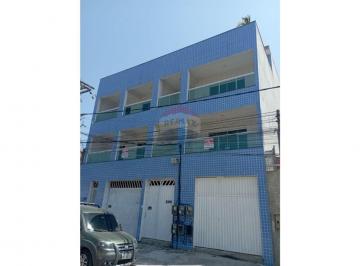 Comercial · 480m² · 10 Quartos · 8 Vagas · Prédio em Cabo Frio