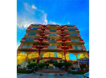 Apartamento · 93m² · 2 Quartos · 2 Vagas · Apartamento 2 quartos ( 1 suite ) - 2 vagas cobertas - Braga, uma quadra da praia  .