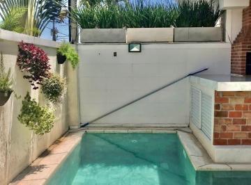 Piscina · Excelente casa 4 suítes em Vargem Pequena com RGI