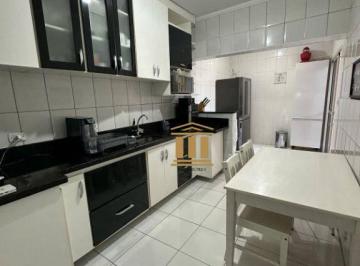 Casa · 250m² · 3 Quartos · 2 Vagas · Sobrado em Jardim Uirá, São José dos Campos/SP de 250m² 3 quartos à venda por R$ 900.000,00