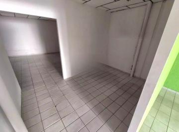 Comercial · 110m² · Oportunidade de Locação: Espaçoso Ponto Comercial de 110 m² no Centro de Pindamonhangaba, Ideal para