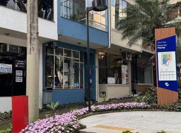 Comercial · 100m² · 3 Quartos · Prédio Comercial de 100m² à Venda - Centro Comercial Alphaville