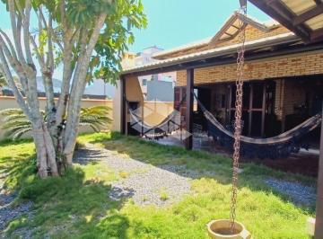 699000_iPrG6y88K25N3KrE1_699000684830b99d078.jpg · Casa com três quartos a 70 metros do mar de Zimbros em Bombinhas SC.