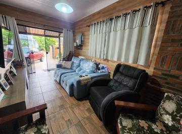 699110_i9a4b9J4n19Vmr_69911068488f5ec3486.jpg · Casa com 6 dormitórios a venda em Candelária!