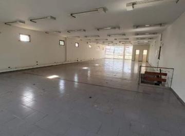 Comercial · 490m² · Salão comercial para locação na Vila Pavan em Americana.