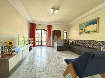Casa · 283m² · 4 Quartos · 5 Vagas · Sobrado com 4 Quartos para Comprar, 283m² - Campestre, Santo André/SP.