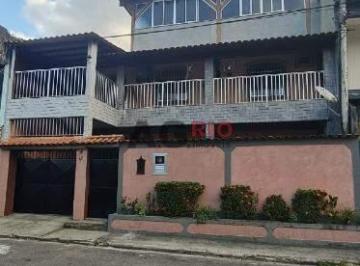 Casa · 196m² · 4 Quartos · 1 Vaga · CASA EM CONDOMÍNIO À VENDA 4 QUARTOS EM JACAREPAGUÁ