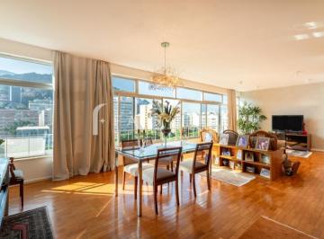 12097-20250609093929_zap.jpg · Excelente apartamento em Ipanema com muita iluminação e planta generosa.