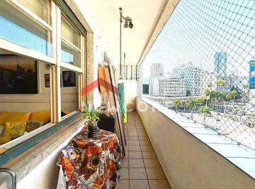 Apartamento · 95m² · 2 Quartos · Apartamento em Rua Goytacazes - Gonzaga - Santos/SP