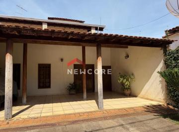 Casa · 358m² · 3 Quartos · 4 Vagas · Sobrado em Rua Quintino Bocaiuva, 2290 - Centro - Mirassol/SP