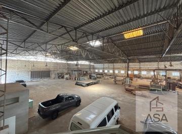 Comercial · 2760m² · 2 Quartos · 10 Vagas · Galpão / Depósito / Armazém à venda em Vila Brás Cubas - Mogi das Cruzes
